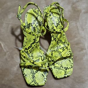 NWOT Gianni Bini Neon Green Sandals